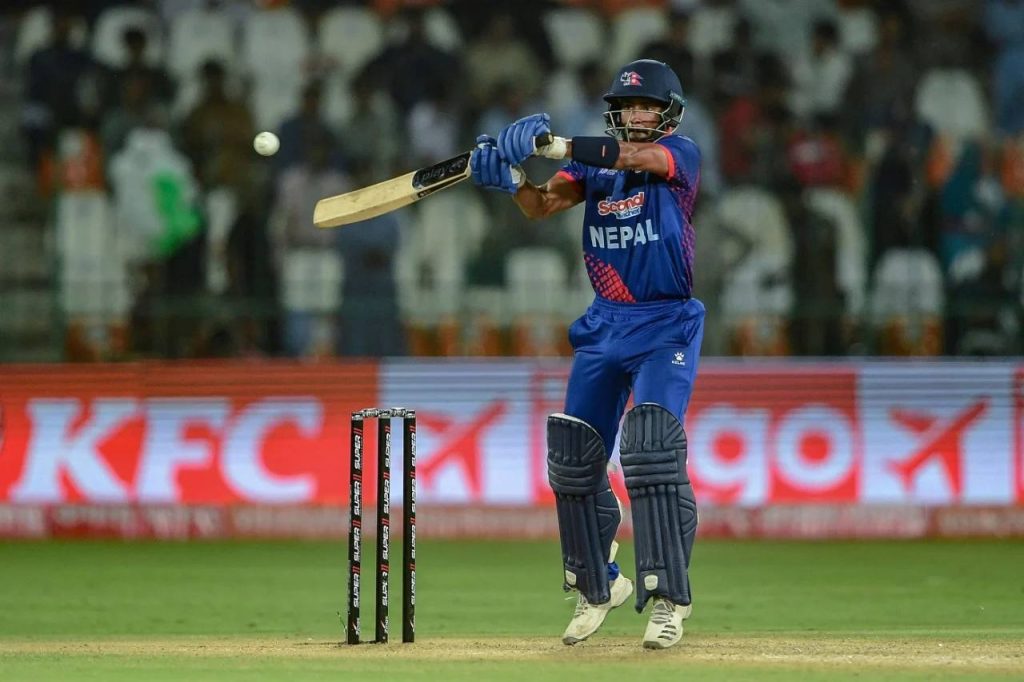 नेपाली खेलाडीहरू जसले टी२० अन्तर्राष्ट्रिय क्रिकेटमा सबैभन्दा धेरै रन बनाएका छन्